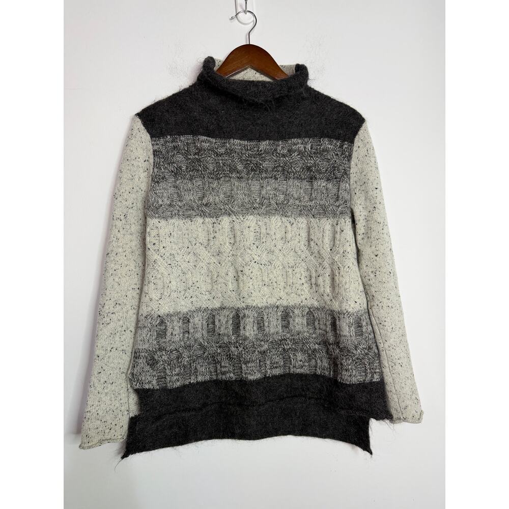 QUINN Multi color cashmere sweater Sz Small